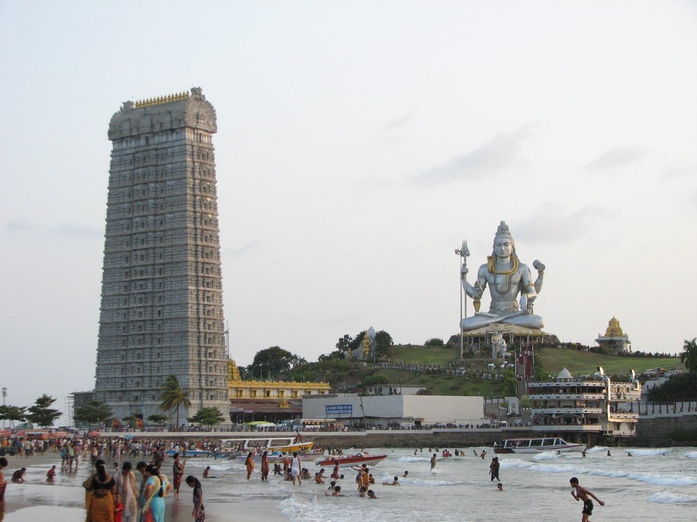 Mangalore to Murudeshwar taxi